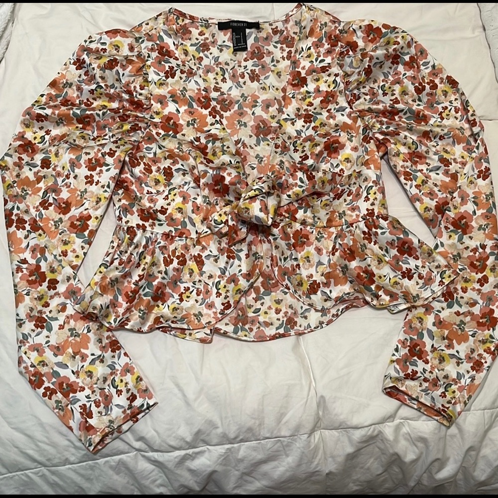 Floral Flounce-Hem Top